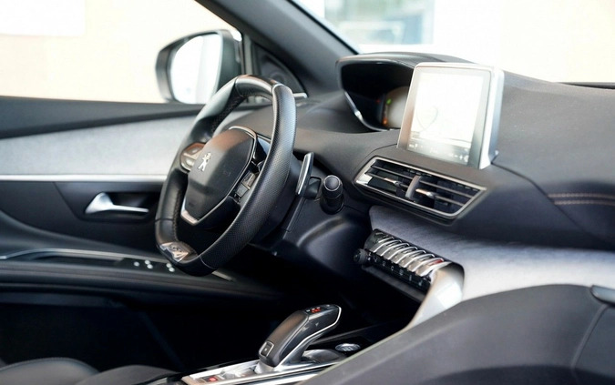 Peugeot 5008 cena 104700 przebieg: 168798, rok produkcji 2020 z Otmuchów małe 781